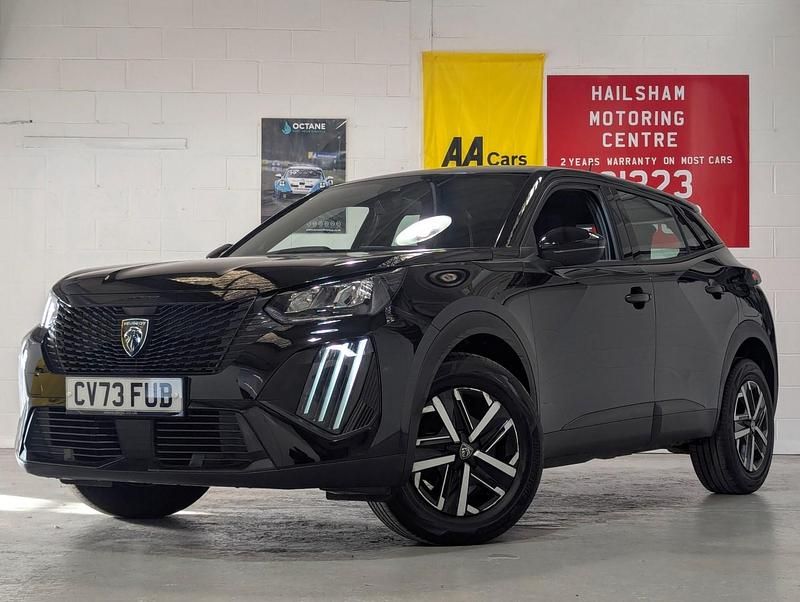Used Peugeot 2008 Active 100 HP (73 kW) 2023 Black SUV