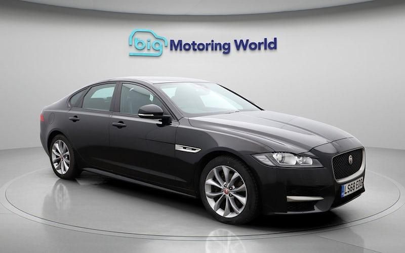 Used Jaguar XF R-Sport 250 HP (183 kW) 2020 Sedan