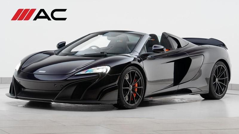 Black Used 2016 McLaren 675LT Cabriolet | £209,990 - Image 1/4