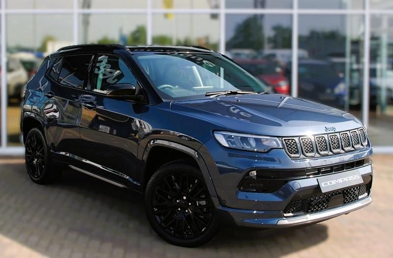 Blue/black Used 2023 Jeep Compass SUV | £24,998 (A bit pricey) - Image 1/4