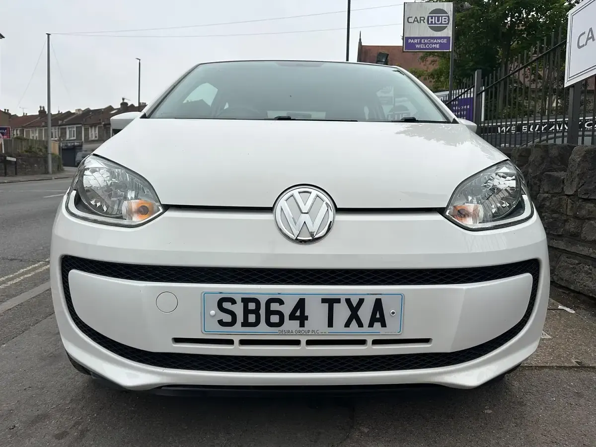 Used VW up! move up! 60 HP (44 kW) 2014 White Hatchback