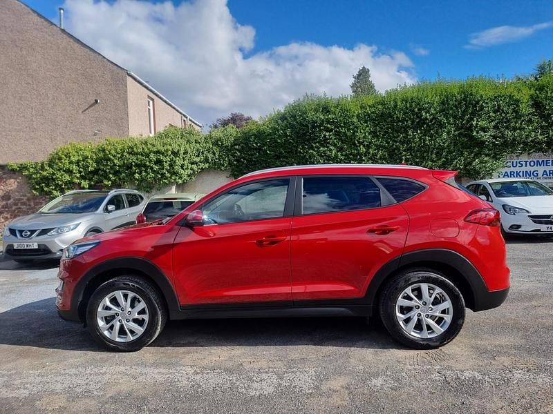 Used Hyundai Tucson SE 2019 Red SUV