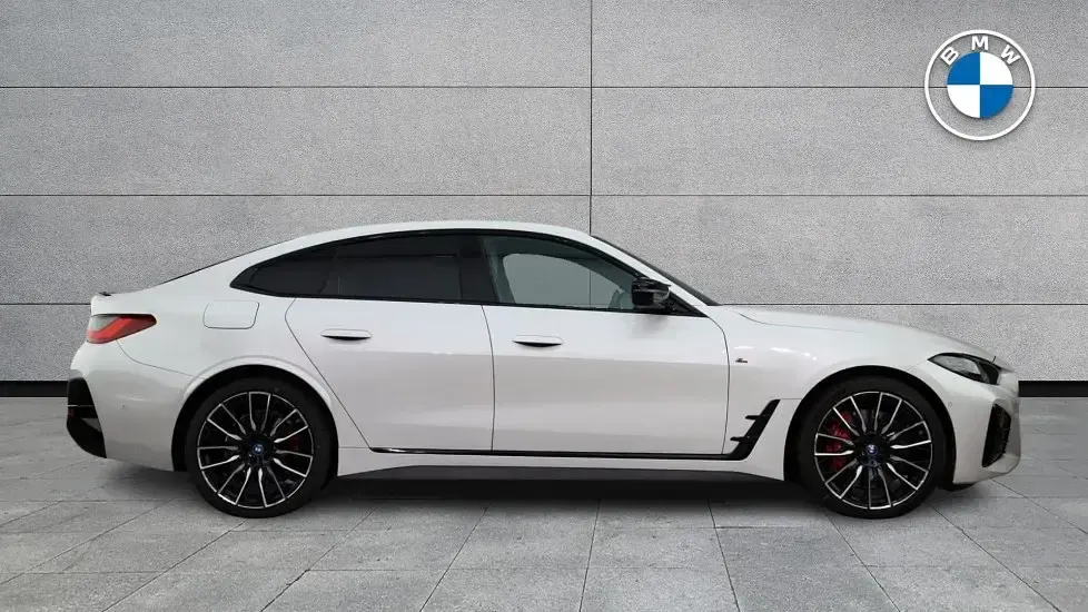 Used BMW i4 Shadowline 394 kW (537 HP) 2022 White Sedan