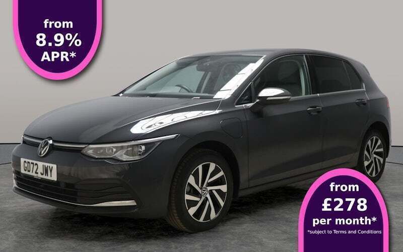 Used 2024 VW Golf VIII Style Hatchback | £20,053 (Good price) - Image 1/3