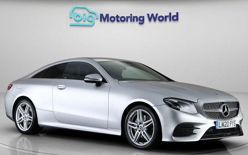 Gebraucht Mercedes E220 AMG line 194 PS (142 kW) 2020 Coupé