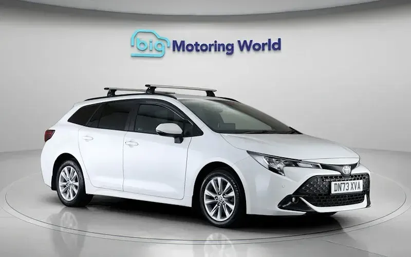 Używany Toyota Corolla 140 KM (102 kW) 2026 Kombi