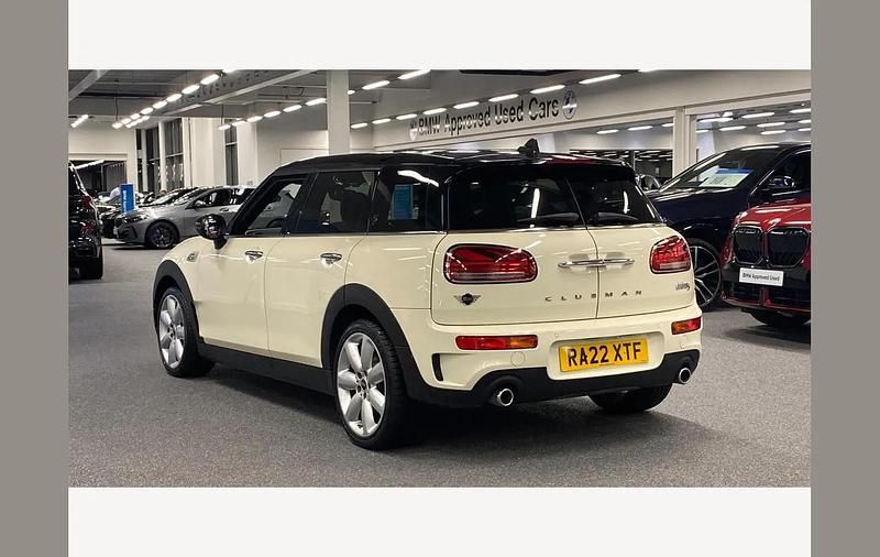 Used Mini Cooper Clubman Comfort 188 HP (138 kW) 2022 White Estate