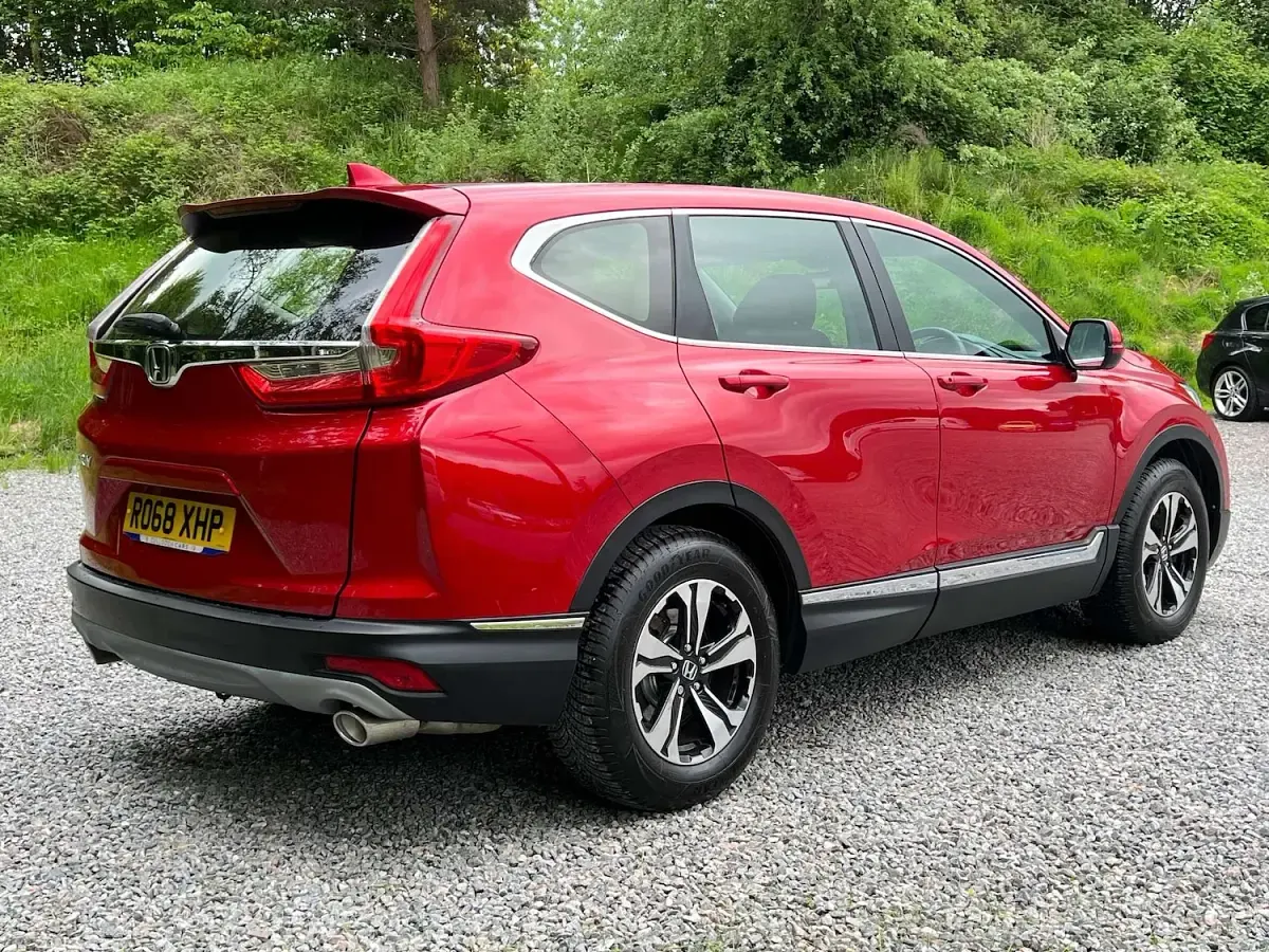 Used Honda CR-V S 173 HP (127 kW) 2018 Red SUV