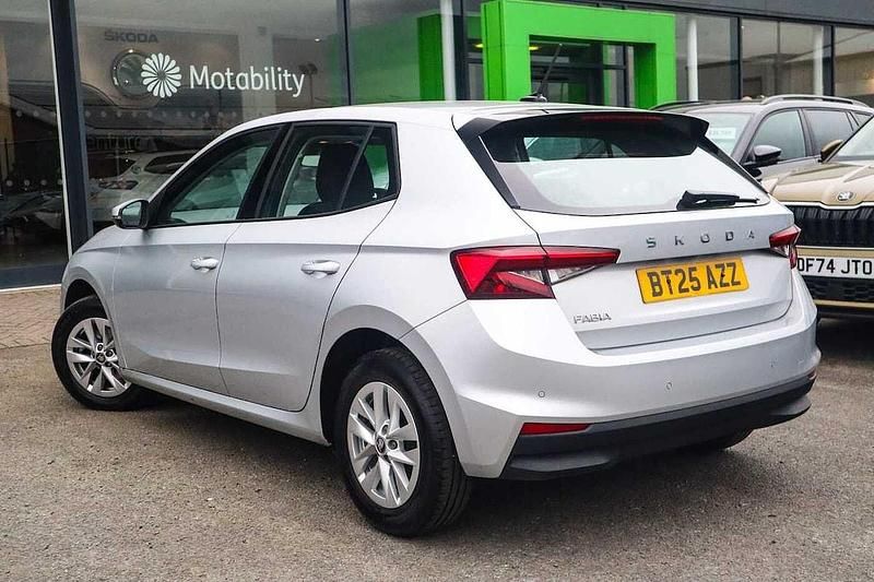 Used Skoda Fabia SE 113 HP (83 kW) 2025 Silver Hatchback