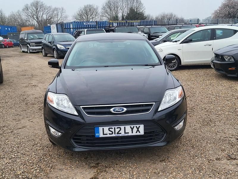 Used Ford Mondeo Zetec 115 HP (84 kW) 2012 Black Hatchback