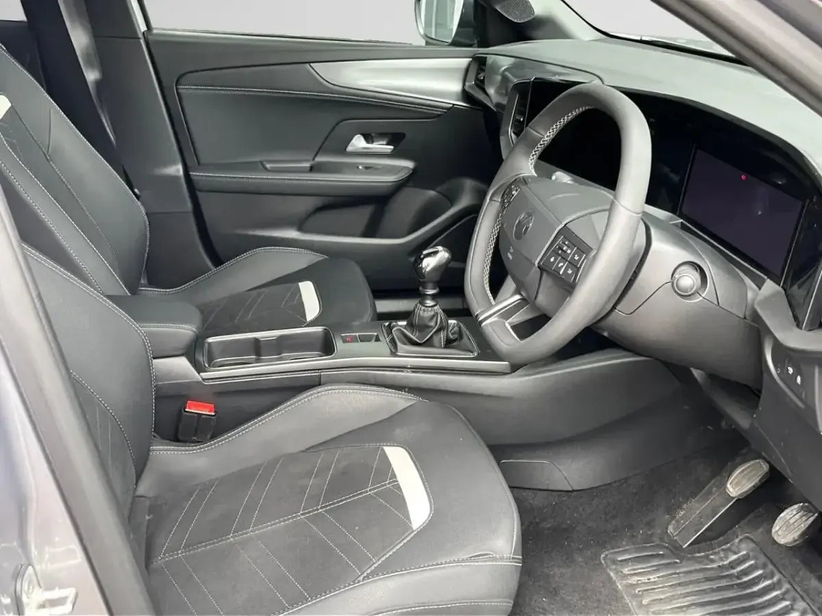 Used Vauxhall Mokka Ultimate 134 HP (98 kW) 2025 Grey SUV