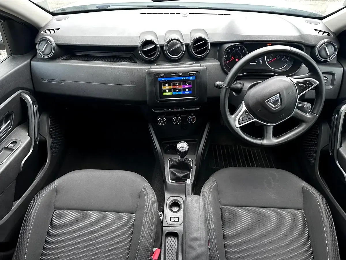 Used Dacia Duster Comfort 130 HP (95 kW) 2019 White SUV