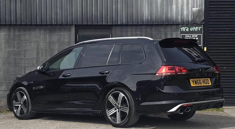 Używany VW Golf VII R 2016 Czarny Kombi