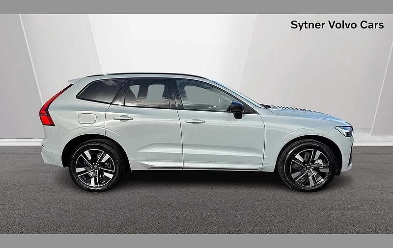 Used Volvo XC60 Plus 345 HP (253 kW) 2026 Grey SUV