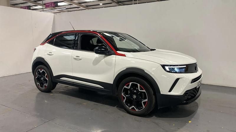 White Used 2022 Vauxhall Mokka SRi SUV | £14,698 (Fair price) - Image 1/4