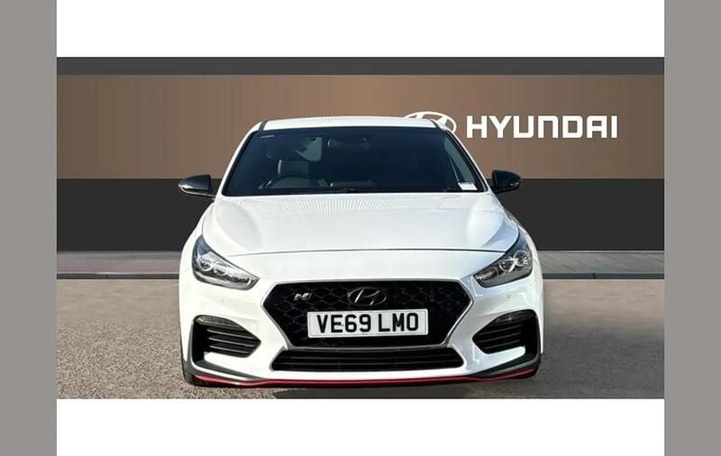Used Hyundai i30 N Performance 270 HP (198 kW) 2019 White Hatchback