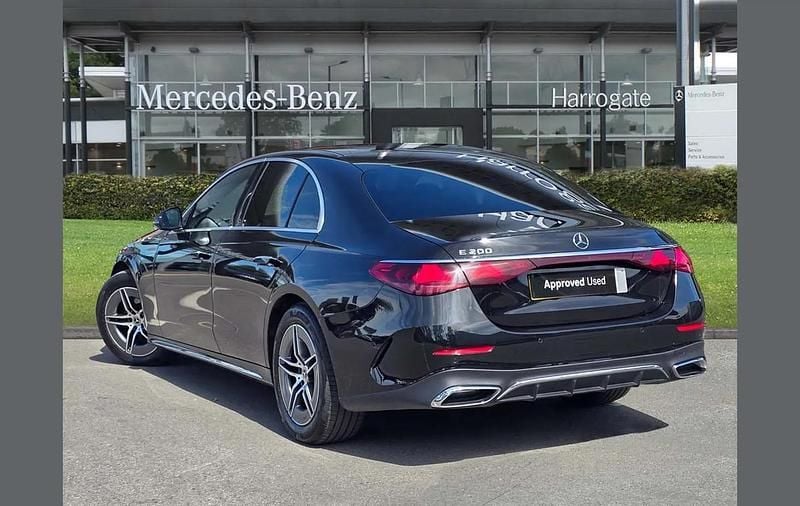 Used Mercedes E200 AMG line 201 HP (147 kW) 2024 Black Sedan