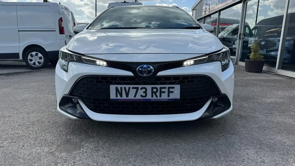 Used Toyota Corolla 138 HP (101 kW) 2024 White