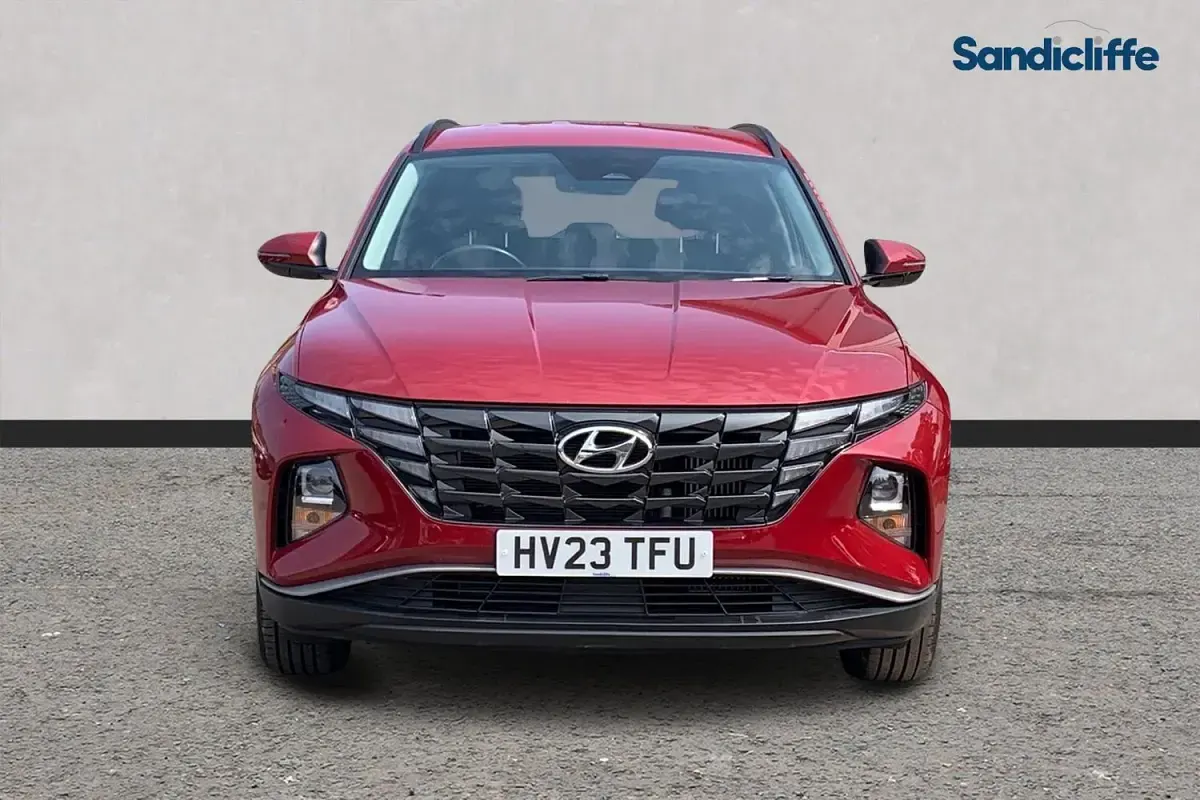 Used Hyundai Tucson SE 150 HP (110 kW) 2023 Red SUV