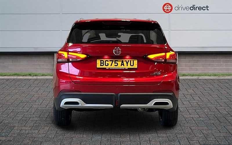 Used MG ZS Trophy 196 HP (144 kW) 2025 Red Hatchback