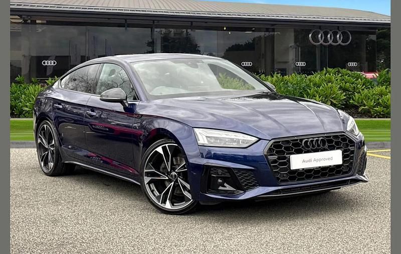 Used Audi A5 Sportback Black Edition 161 HP (118 kW) 2024 Blue Hatchback