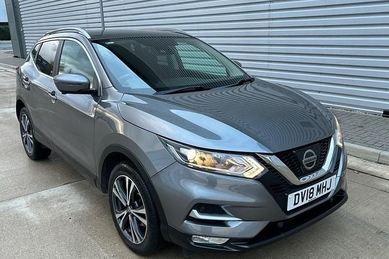 Grey Used 2018 Nissan Qashqai N-Connecta SUV | £7,990 (Fair price) - Image 1/1
