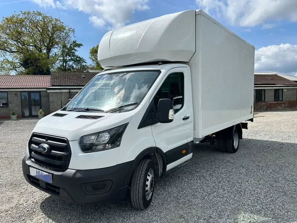 Usado Ford Transit 130 HP (95 kW) 2020 Branco Citadino