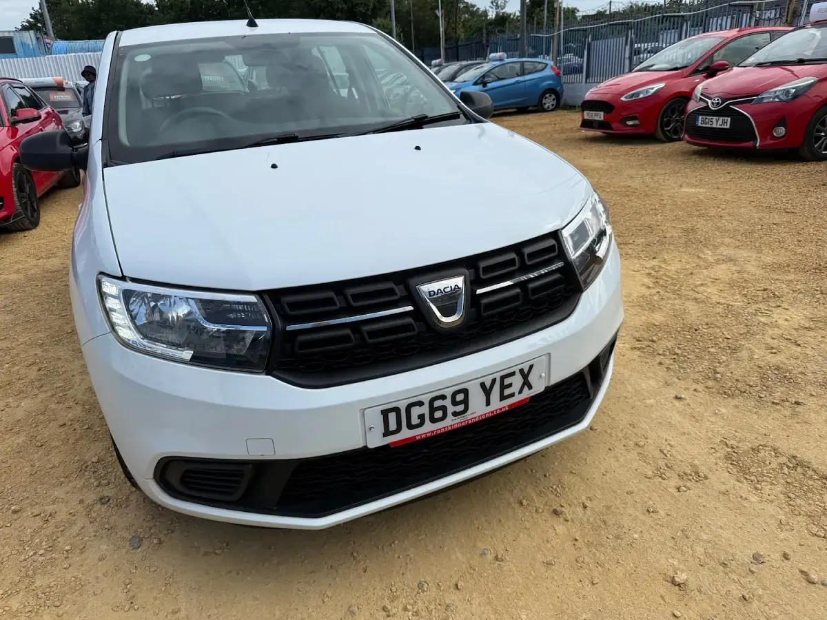 Used Dacia Sandero Essentiel 2019 White Hatchback