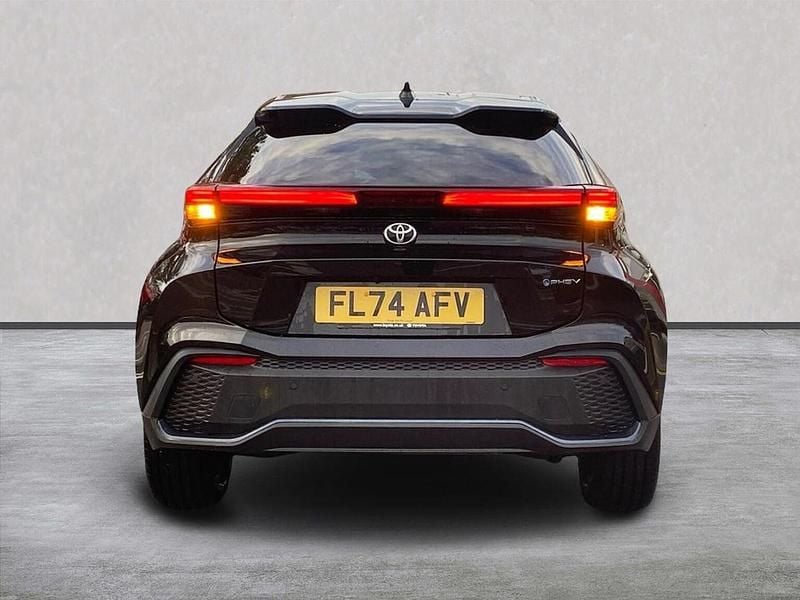 Used Toyota C-HR Design 223 HP (164 kW) 2024 Black SUV