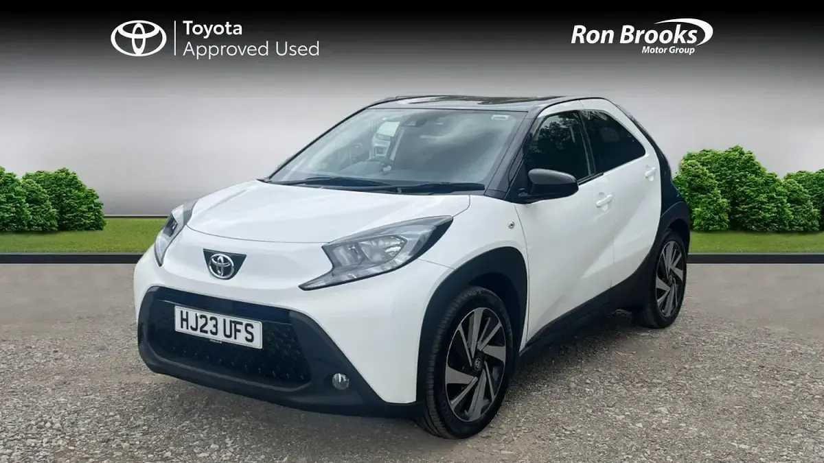 Used Toyota Aygo X 72 HP (52 kW) 2023 White SUV