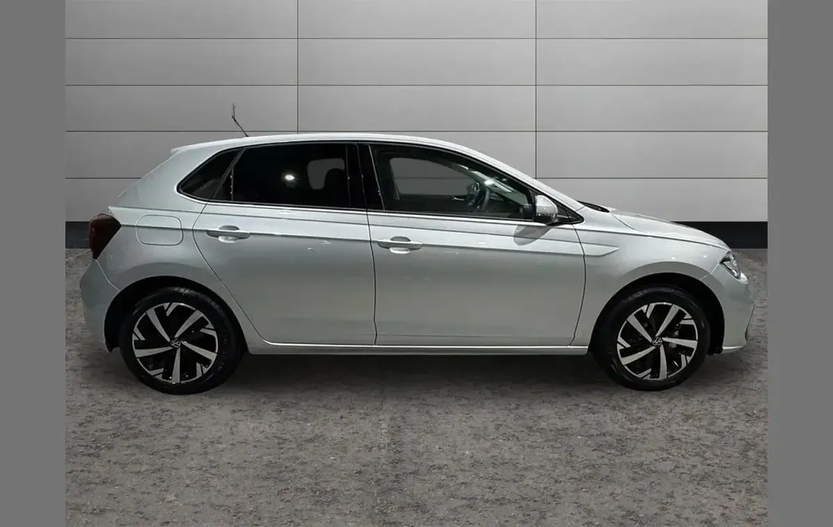 New VW Polo Match 95 HP (69 kW) 2026 Silver Hatchback