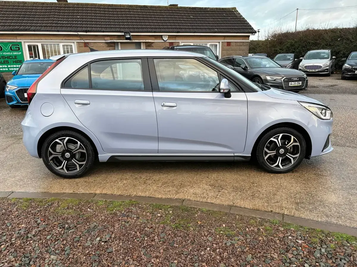 Used MG MG3 Excite 106 HP (77 kW) 2022 Silver Hatchback