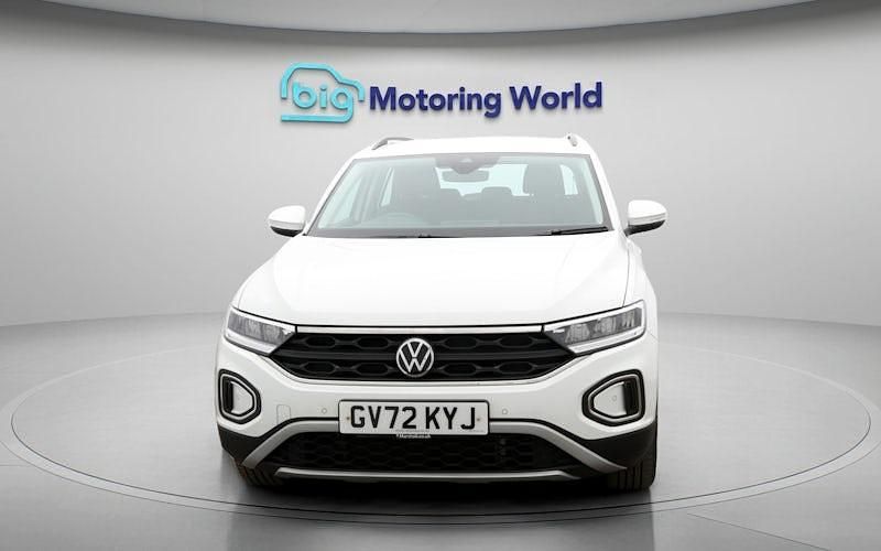 Used VW T-Roc Life 150 HP (110 kW) 2025 SUV