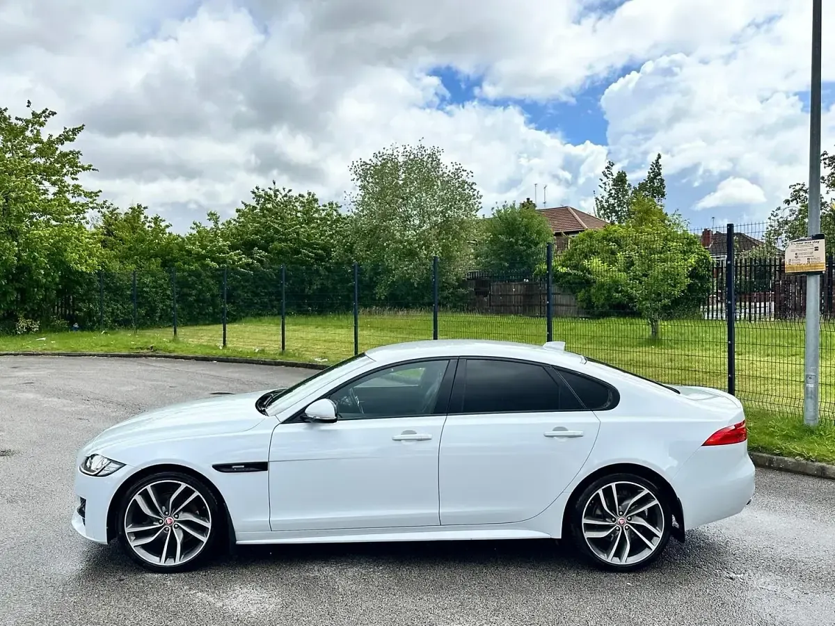 Used Jaguar XF R-Sport 2017 White Sedan