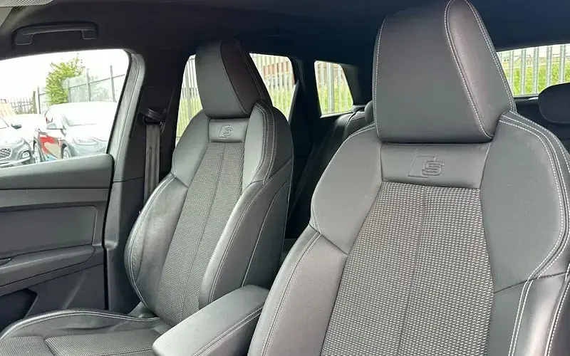 Used Audi Q4 e-tron S-Line 150 kW (204 HP) 2023 Grey SUV