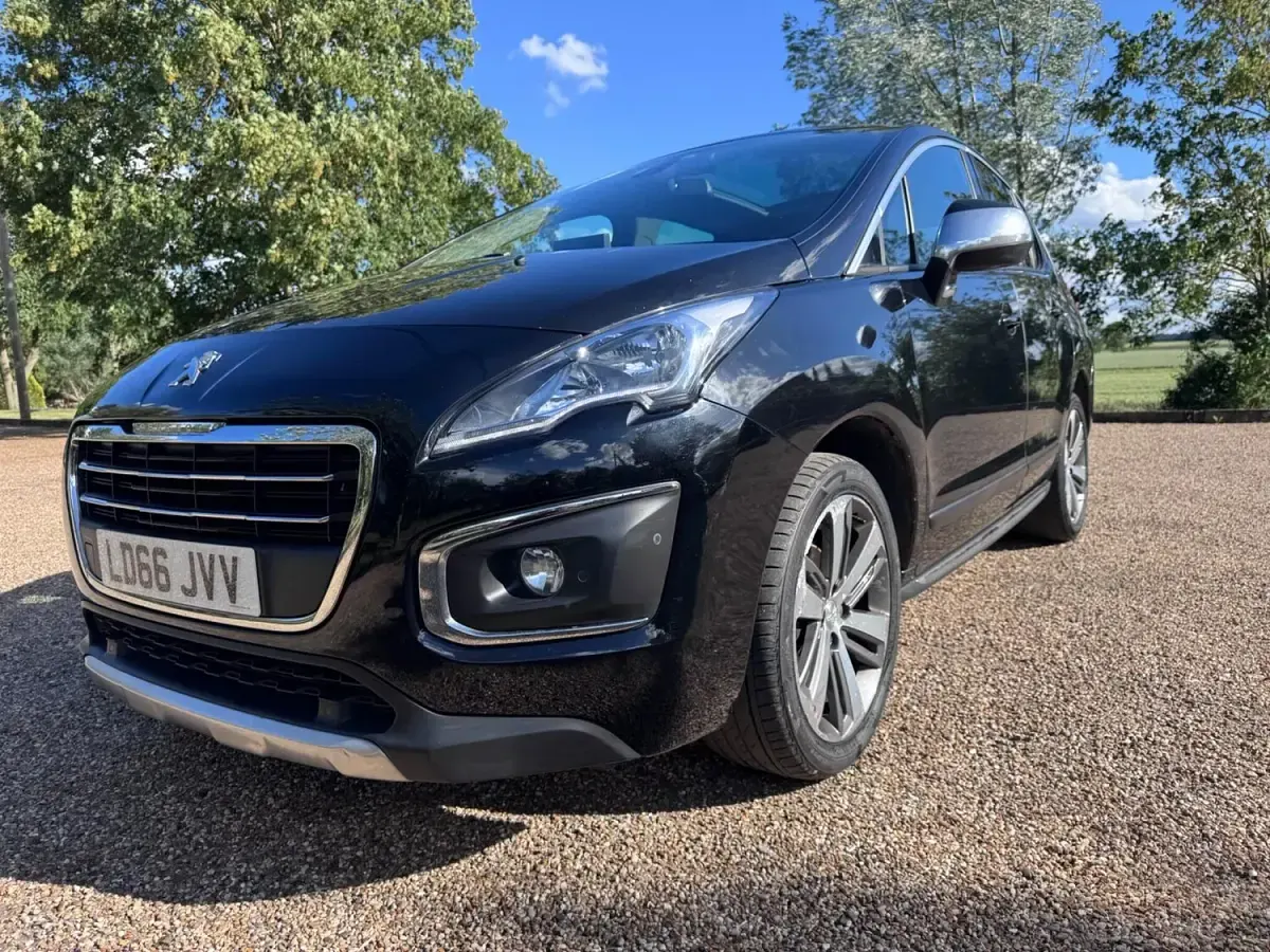 Used Peugeot 3008 Allure 2016 Black Hatchback