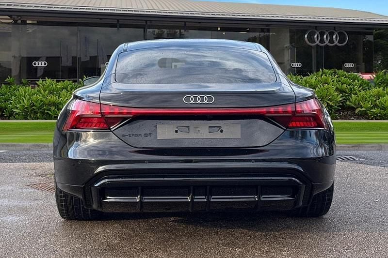 New Audi e-tron GT quattro Advanced 430 kW (585 HP) 2026 Black Sedan