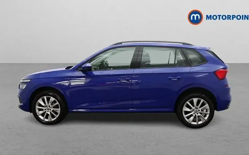 Used Skoda Kamiq SE 95 HP (69 kW) 2023 Blue SUV