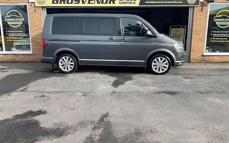 Used VW Caravelle Executive 199 HP (146 kW) 2019 Grey MPV