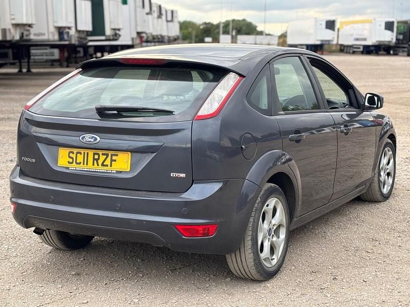 Used Ford Focus Sport 110 HP (80 kW) 2011 Grey Hatchback