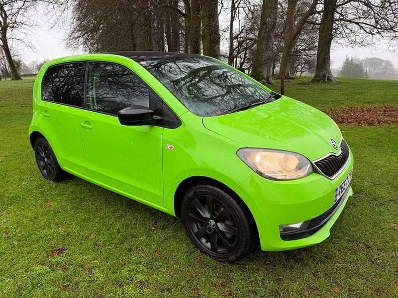 Used Skoda Citigo Colour Edition 60 HP (44 kW) 2018 Green Hatchback