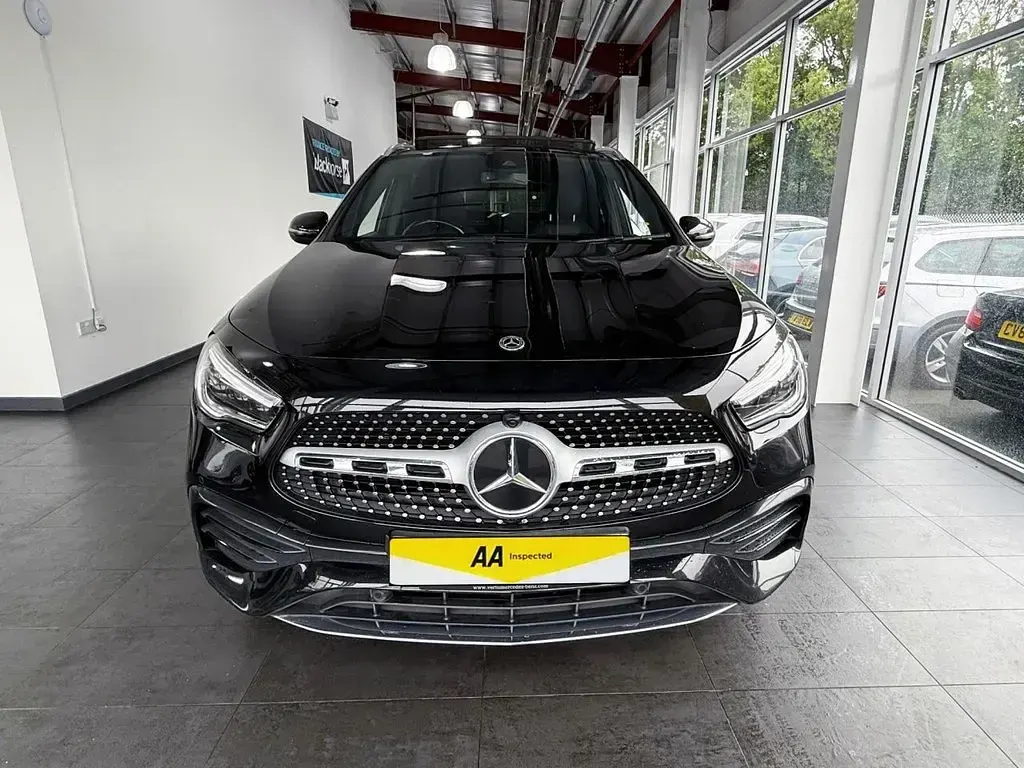 Used Mercedes GLA220 AMG Line Premium Plus 190 HP (139 kW) 2021 Black SUV