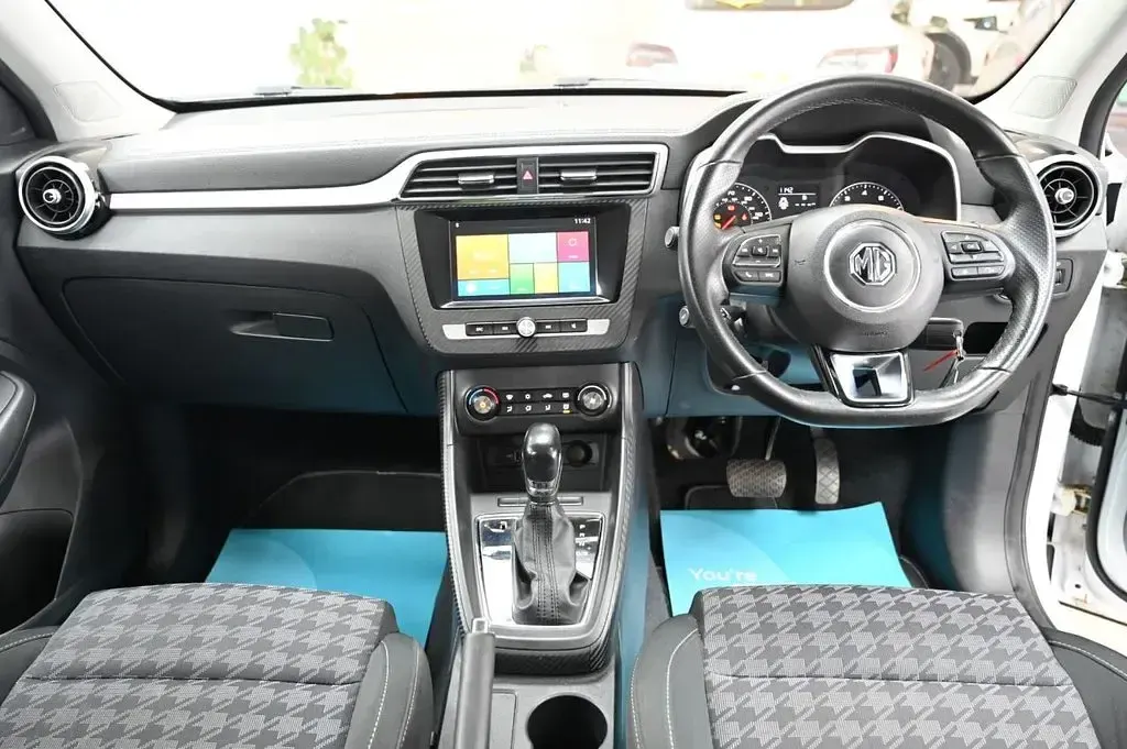 Used MG ZS Excite 111 HP (81 kW) 2018 White SUV