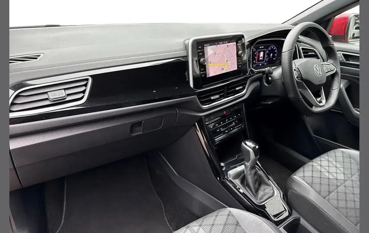 Usado VW T-Roc R-line 150 HP (110 kW) 2023 Vermelho SUV