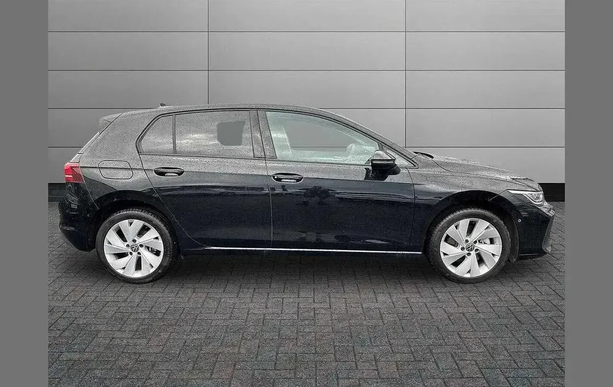 Used VW Golf VIII Match 204 HP (150 kW) 2025 Black Hatchback