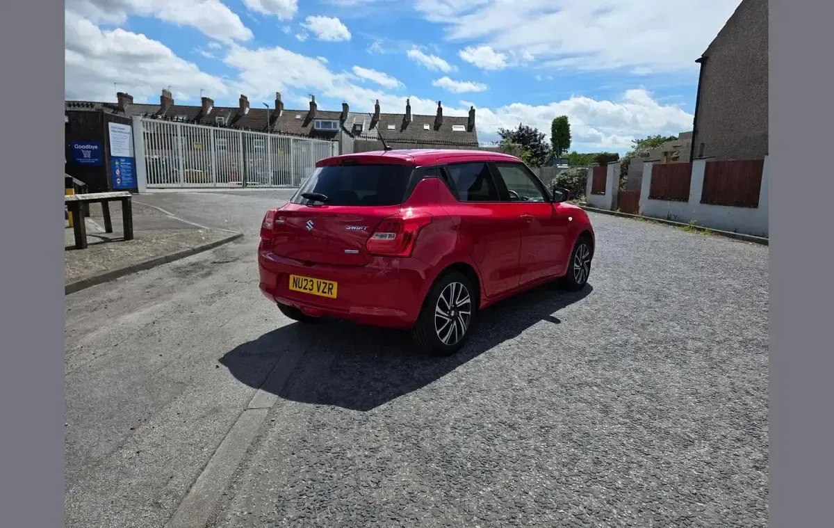 Used Suzuki Swift SZ-L 83 HP (61 kW) 2023 Red Hatchback
