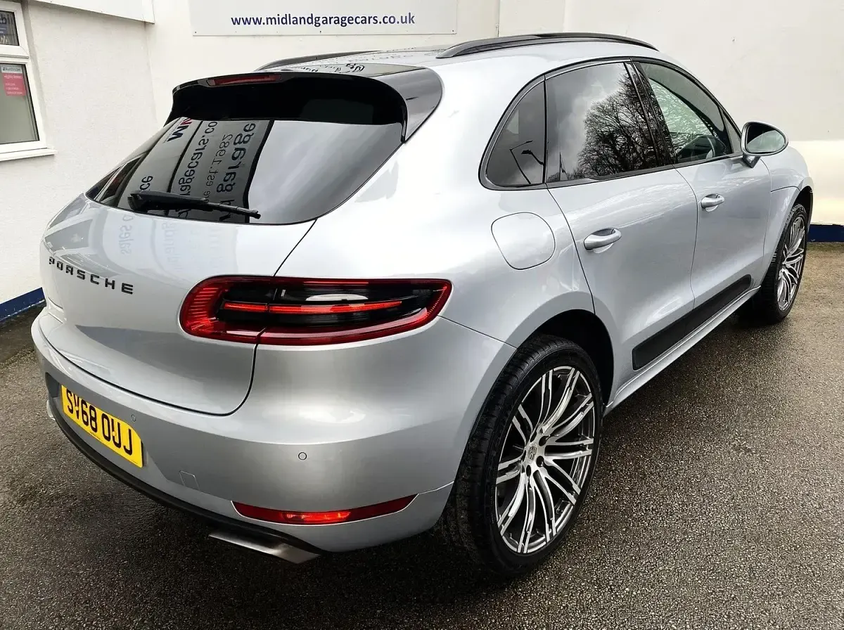 Used Porsche Macan 2018 Silver SUV