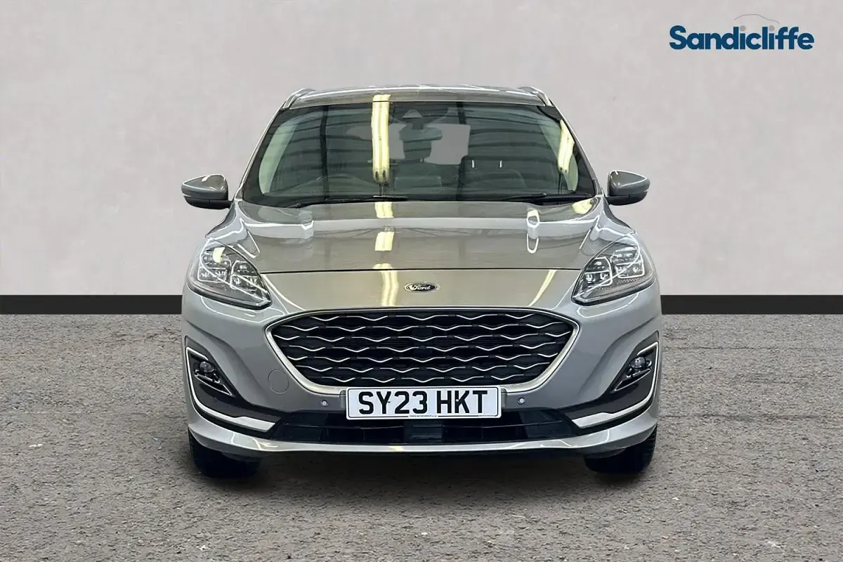 Used Ford Kuga Vignale 225 HP (165 kW) 2023 Silver SUV