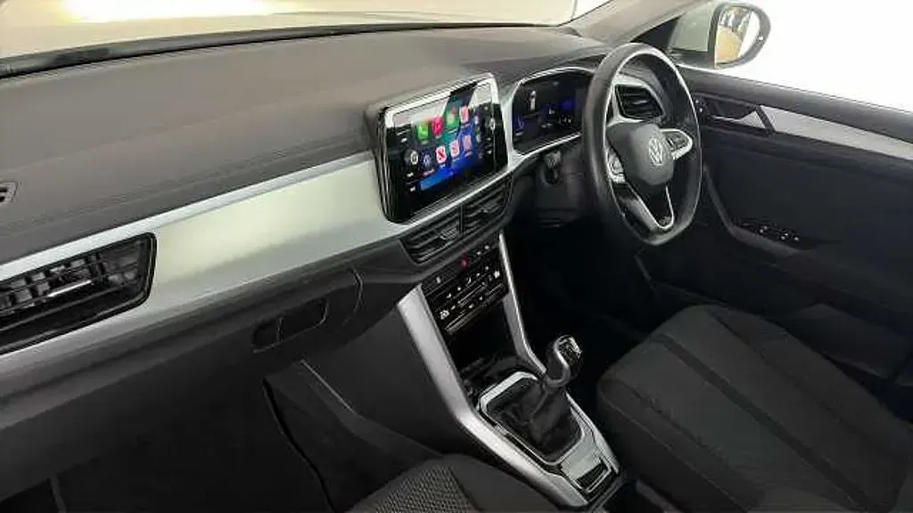 Used VW T-Roc Life 150 HP (110 kW) 2023 Grey SUV