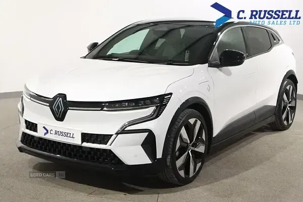 Used Renault Mégane Komfort 160 kW (218 HP) 2024 White/black Hatchback